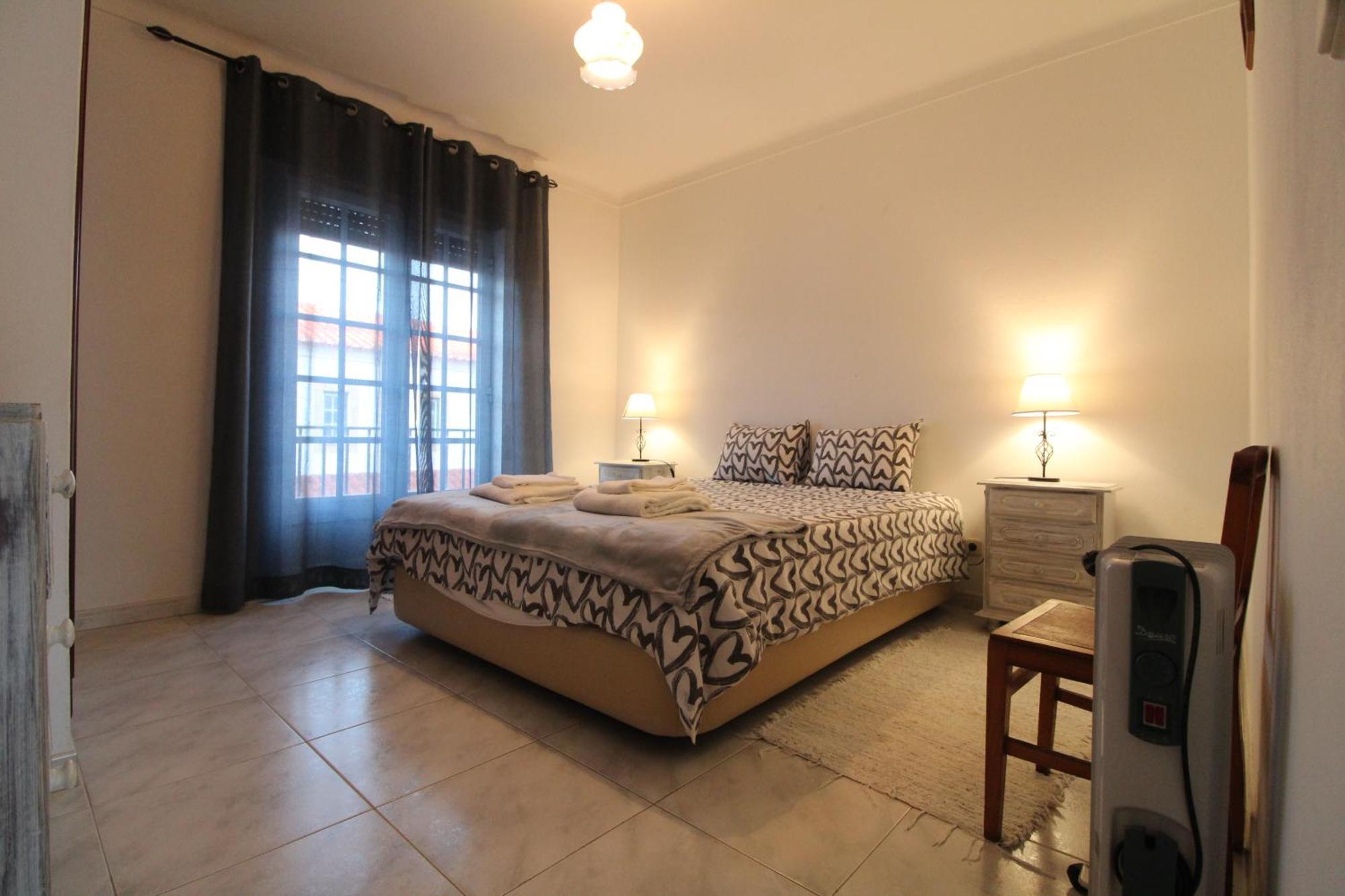 Casa Cor-De-Rosa Apartment วิลานอวา ดิ มิลฟงติส ภายนอก รูปภาพ